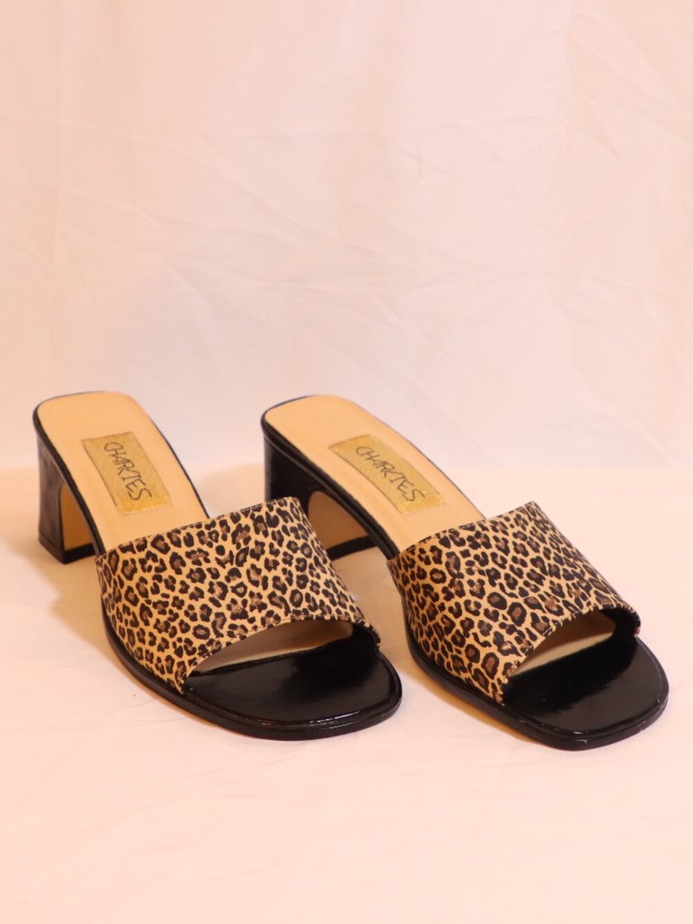 Leopard Print Charlies Size 8.5 Slides with block heel-- Y2K style that's back!